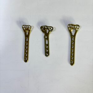 Distal radius volar locking plate